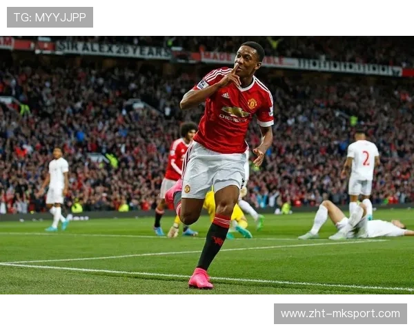 早报：吕迪格伤停三个月，马夏尔转会蒙特雷敲定，马夏尔和拉什福德